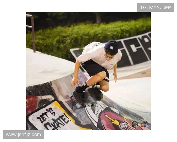 成都飞盘队在滑板精英赛中的技术表现分析与点评