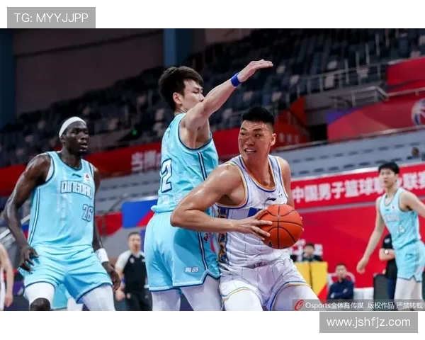 李慕豪：从篮球新星到职业生涯巅峰的精彩历程与未来展望