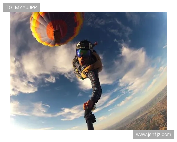 西安攀岩队迎接挑战的转型之路与极限运动世界杯的精彩瞬间 西安攀岩队迎接挑战的转型之路与极限运动世界杯的精彩瞬间
